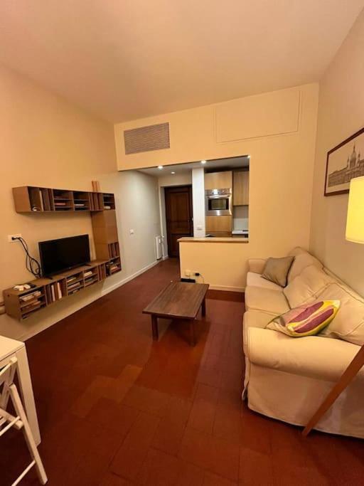 Colosseum Apartment - Your Cozy Roman Escape Extérieur photo